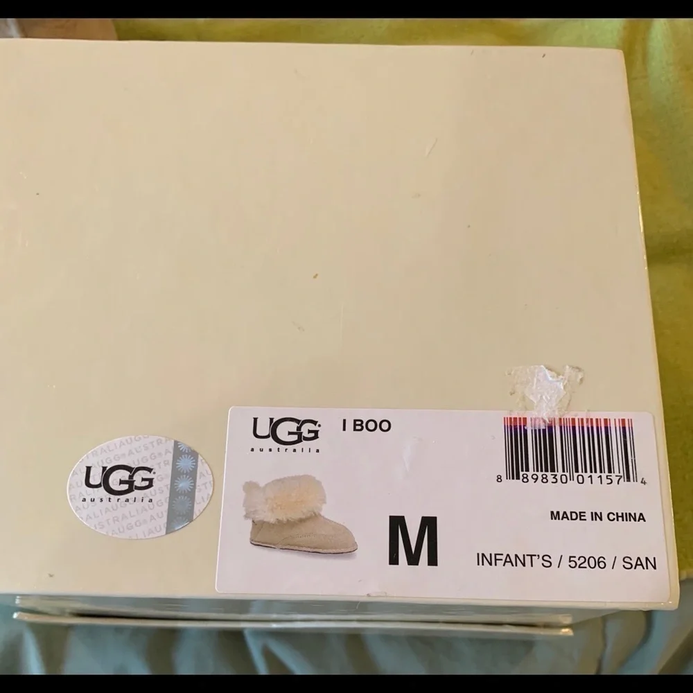 UGG’s Infant size M. Includes box. Used/still cute​​​​​​​​​​​​​​​​​​​​